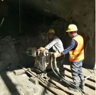 新化水下抗分散灌浆料特点 水下不分散注浆料介绍